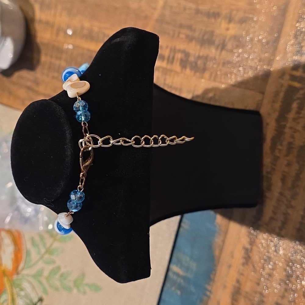 Blue Beaded Statement‎ Necklace - Picture 3 of 3